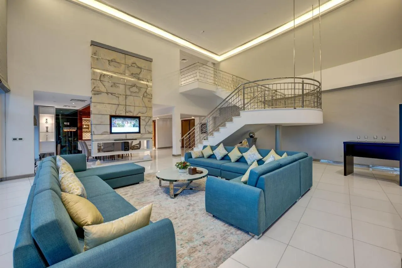 Copthorne Hotel Dubaj 4*,
